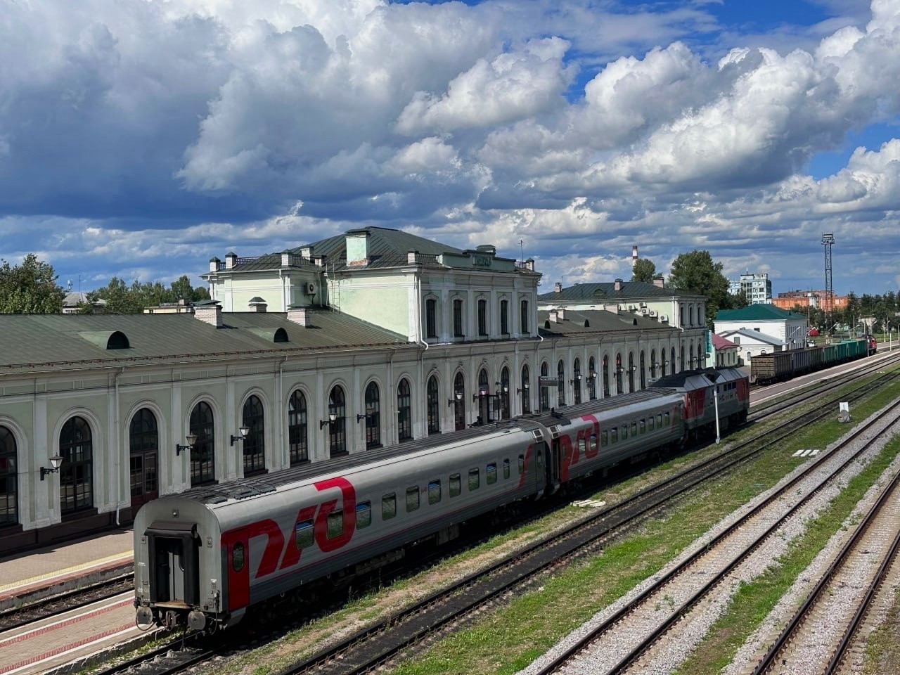 С 17 по 31 мая изменится расписание пригородных поездов на территории Псковской области.