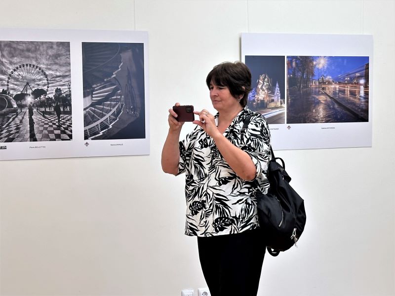 Фотовыставка «Псков-Ницца» открылась в Доме Беклешова.