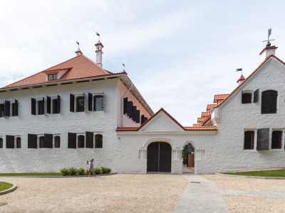 Двор Постникова.