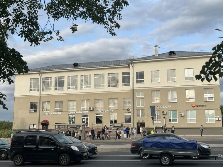 В Пскове проходят рейды по выявлению самовольно размещенных вывесок. В Пскове проходят рейды по выявлению самовольно размещенных вывесок.