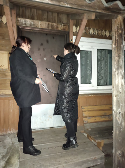 Проведение межведомственного рейда по месту жительства несовершеннолетних и семей, находящихся в социально опасном положении.. Проведение межведомственного рейда по месту жительства несовершеннолетних и семей, находящихся в социально опасном положении..