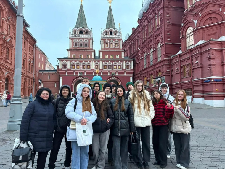 Выпускники первого «Кикоинского» класса посетили Национальный исследовательский центр «Курчатовский институт».